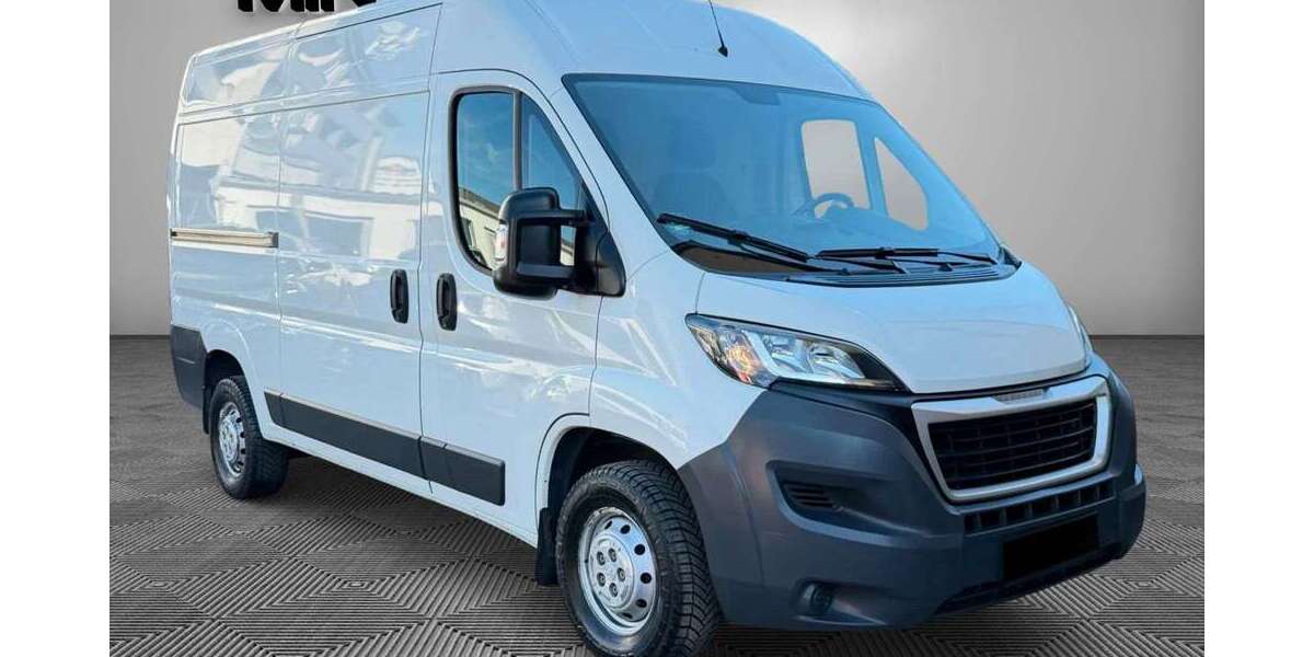 Peugeot Boxer 159.000 km 13.490 &euro; Köln 51067