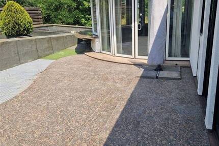 Großzügige 5 Zimmer-Wohnung mit Einbauküche und Terrasse 5 zimmer