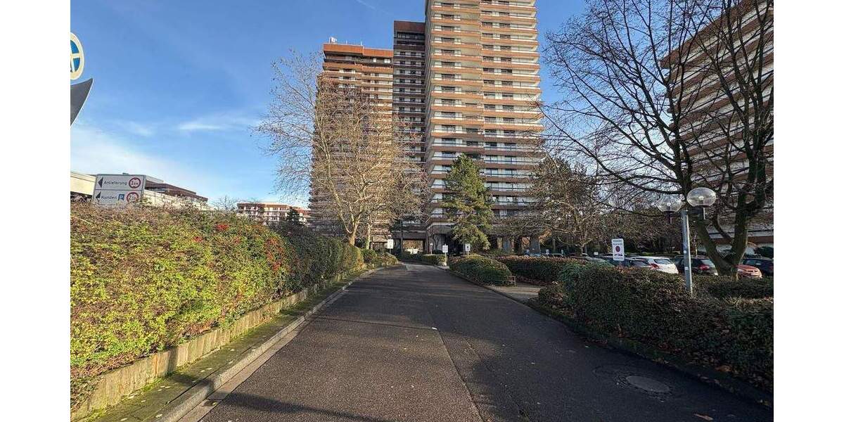 Wohngenuss & Rheinblick, frisch modernisierte 3 Zimmer mit Rundum-Panorama-Balkon, neues Bad, Aufzug 3 zimmer