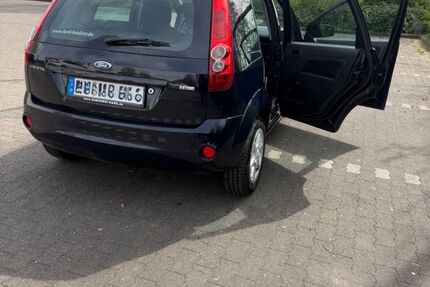 Ford Fiesta 153.312 km 1.750 &euro; Kerpen 50171