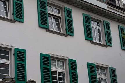 Haus Solingen Wald - 12 Zimmer, 216 m&sup2;, 395.000&euro; | Angebot:26262866