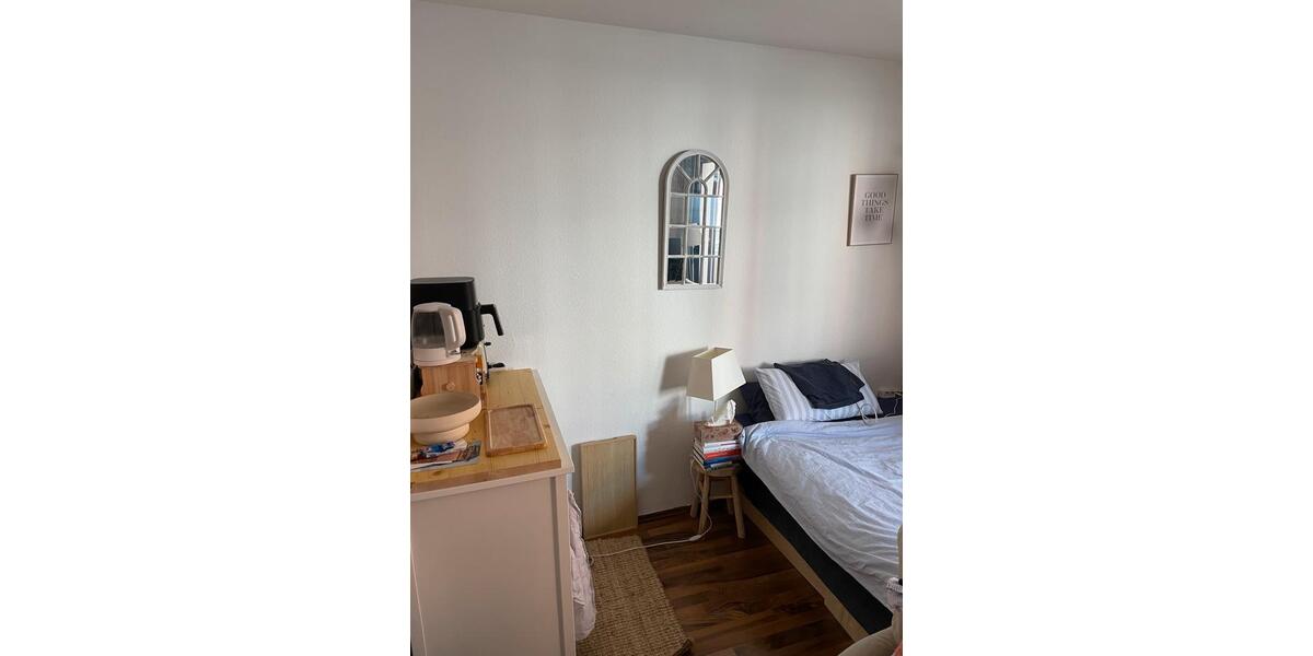 Etagenwohnung Köln Lindenthal - 1 Zimmer, 25 m&sup2;, 550&euro; | Angebot:26618866