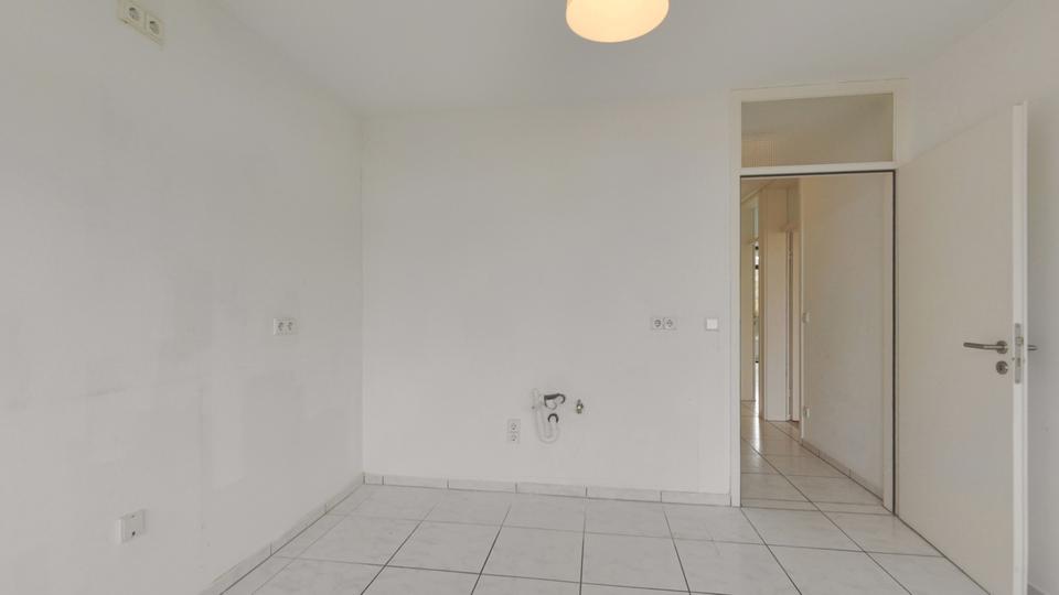 Etagenwohnung Köln Lindenthal - 4 Zimmer, 95 m&sup2;, 1.235&euro; | Angebot:26067681