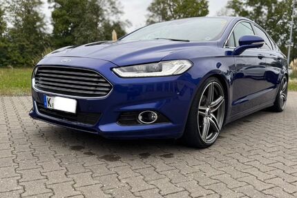 Ford Mondeo 105.000 km 12.999 € Köln 50769