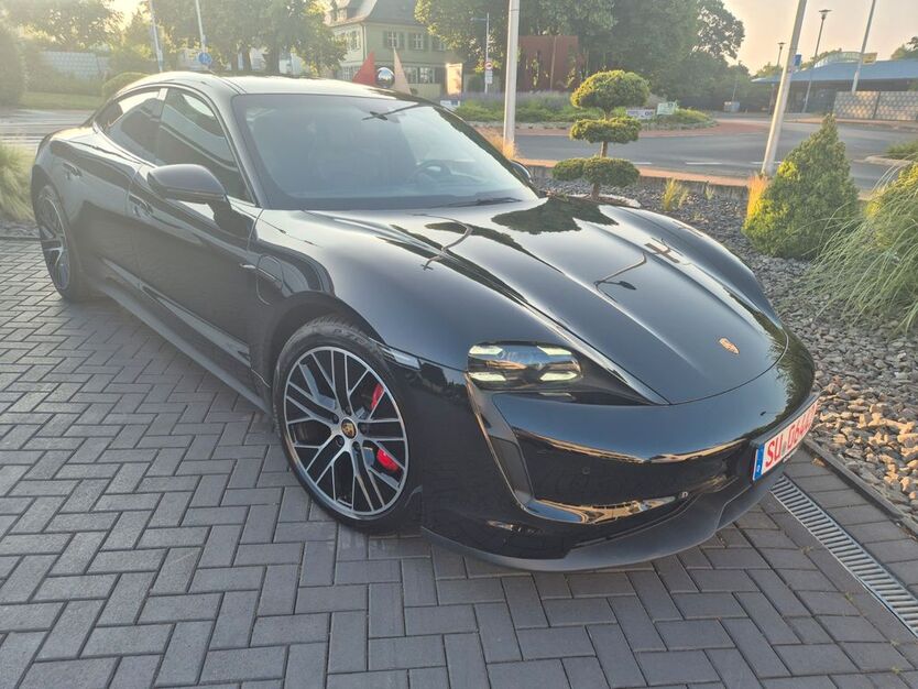 Porsche Taycan 52.210 km 57.999 € Bornheim 53332