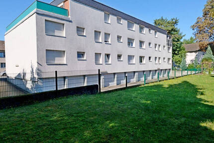 3 Zimmer mit Balkon, GM-Garten, Garage- 3 Bitte um aussagekräftige Bewerbung!
