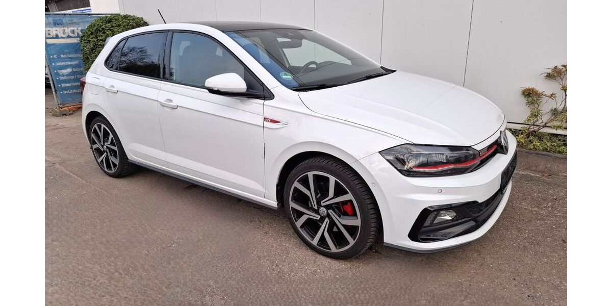 VW Polo 48.238 km 21.495 &euro; Köln 51107