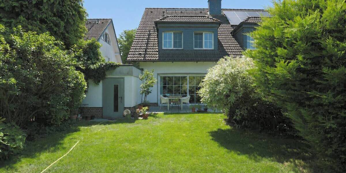 Doppelhaushälfte Dormagen / Straberg Straberg - 5 Zimmer, 165 m&sup2;, 1.800&euro; | Angebot:26826375