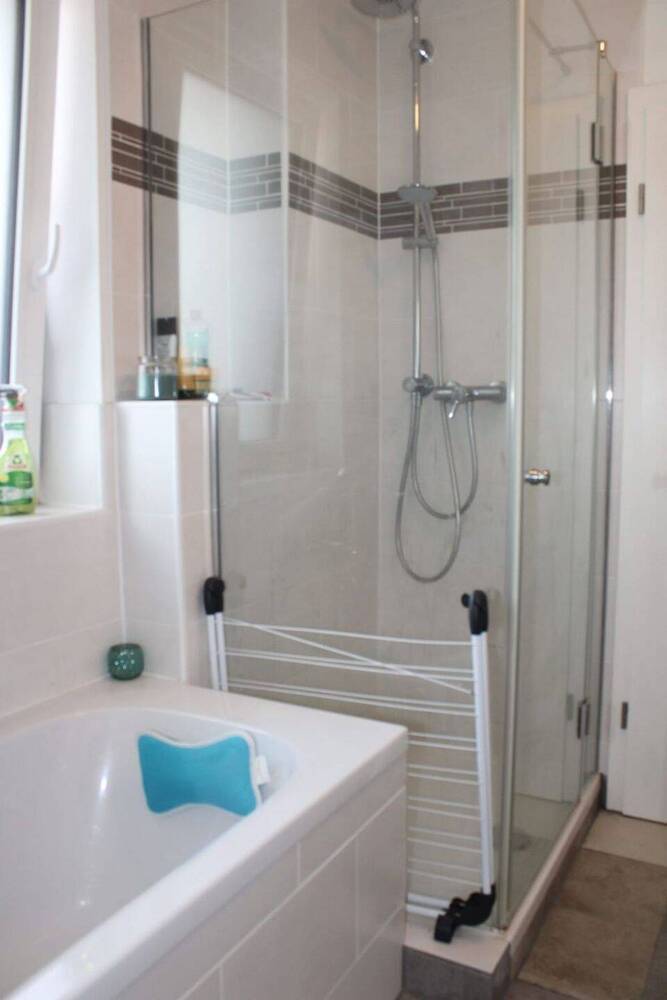 !!! MODERNE 4 Zimmerwohnung MIT LOGGIA(15 m²) !!!