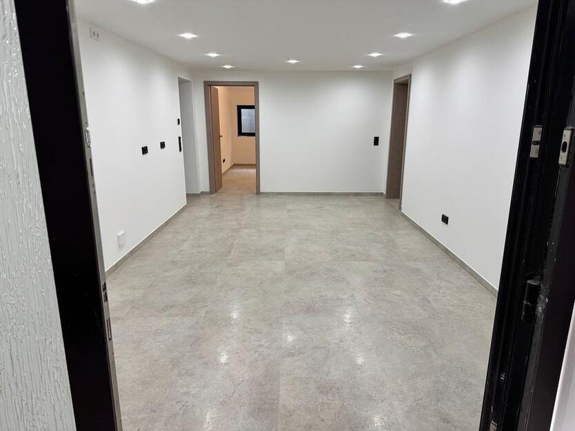 Kernsanierte SouterrainKeller- Wohnung