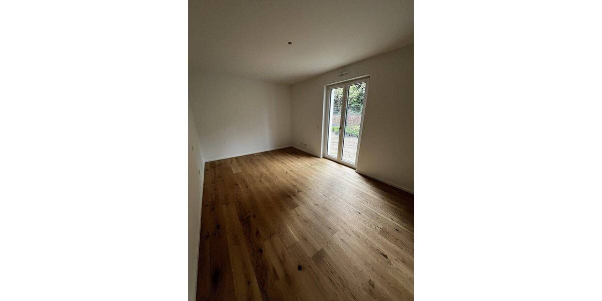 Etagenwohnung Frechen Hücheln - 4 Zimmer, 118 m&sup2;, 2.065&euro; | Angebot:26903121