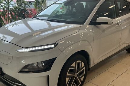 Hyundai KONA 22.156 km 18.800 &euro; Bonn 53227