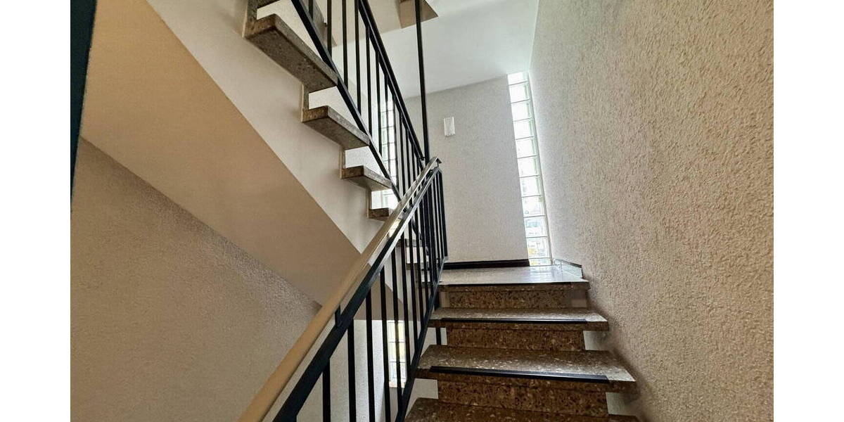 Etagenwohnung Köln Niehl - 3 Zimmer, 79 m&sup2;, 425.000&euro; | Angebot:26200174