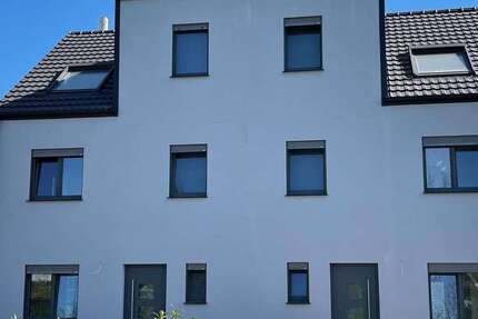 Haus zum Mieten in Köln 2.250 € 145 m²