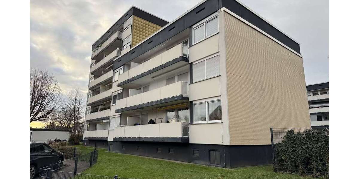 Etagenwohnung Köln Heimersdorf - 4 Zimmer, 97 m&sup2;, 1.350&euro; | Angebot:27074992