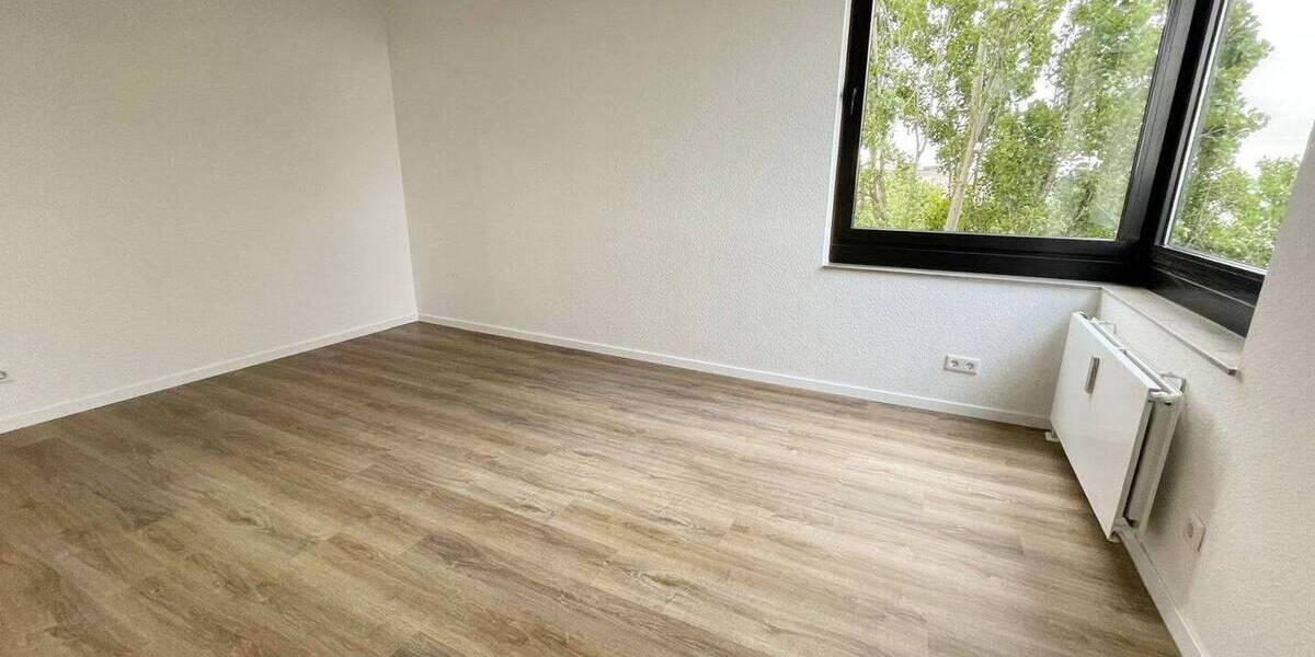 Etagenwohnung Köln Urbach - 3 Zimmer, 82 m&sup2;, 1.120&euro; | Angebot:26879047