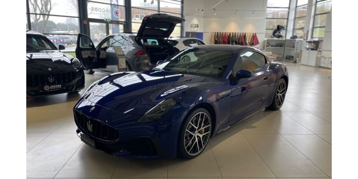 Maserati Granturismo 11.500 km 142.980 &euro; Köln 50829