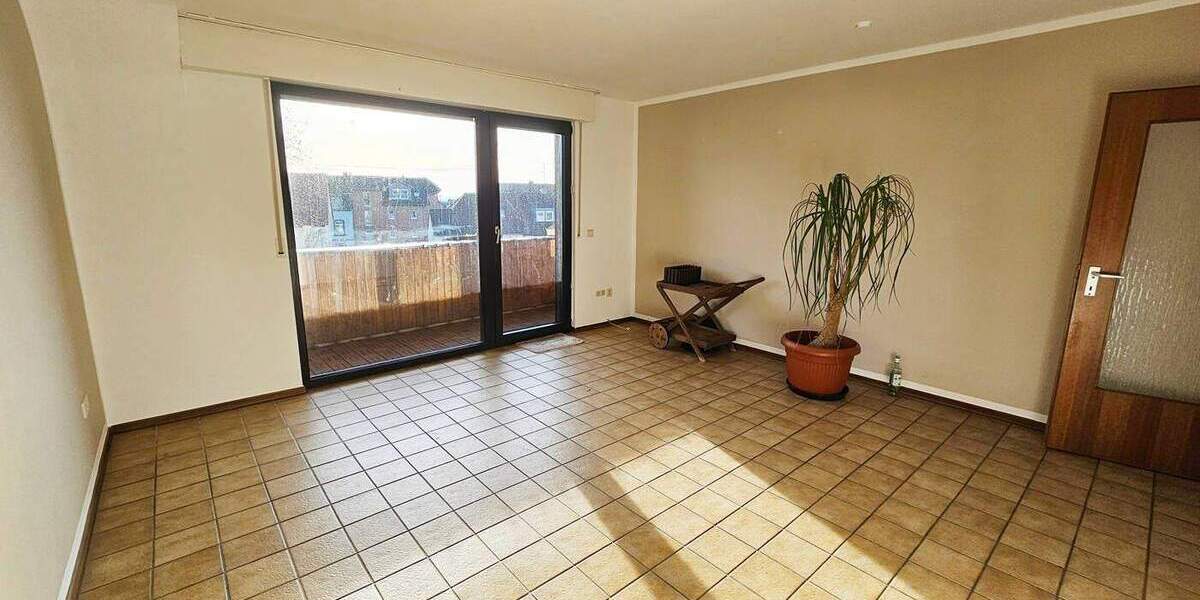 Großzügiges Zweifamilienhaus in bevorzugter Lage von Leverkusen-Lützenkirchen 8 zimmer