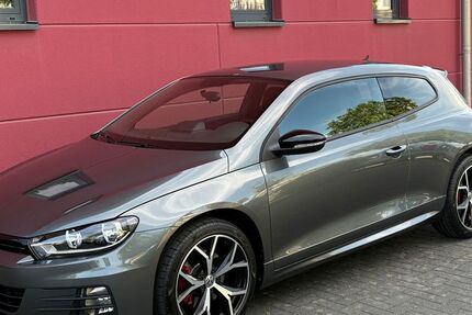 VW Scirocco 68.812 km 21.600 &euro; Brühl 50321