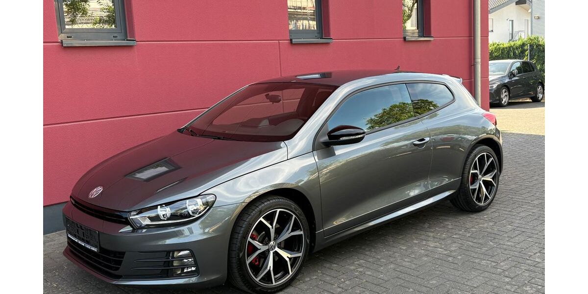 VW Scirocco 68.812 km 21.600 &euro; Brühl 50321