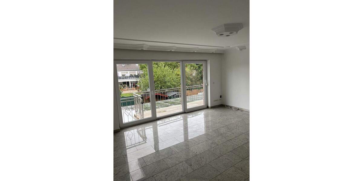 Etagenwohnung Köln Volkhoven/Weiler - 3 Zimmer, 83 m&sup2;, 1.350&euro; | Angebot:24916639