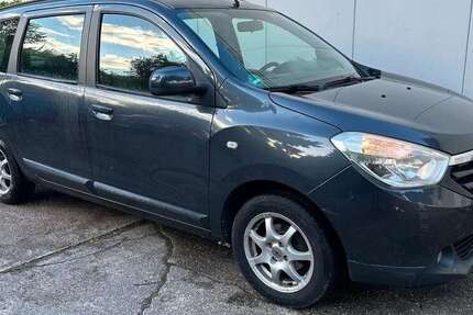 Dacia Lodgy 68.735 km 7.899 &euro; Köln 51107