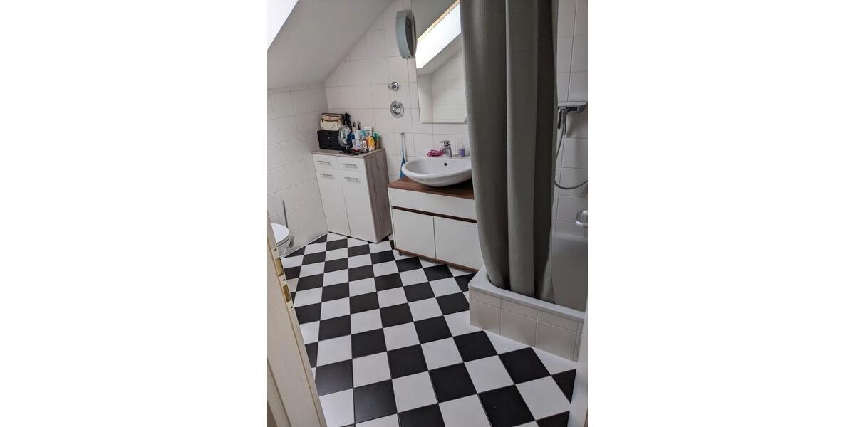 Dachgeschoßwohnung Bonn Auerberg - 1.5 Zimmer, 60 m&sup2;, 720&euro; | Angebot:26535422