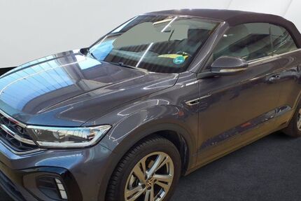 VW T-Roc 25.056 km 32.950 € Langenfeld 40764