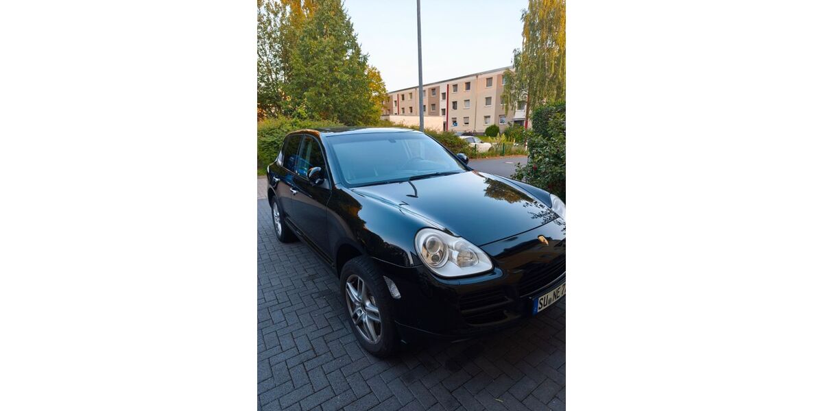 Porsche Cayenne 256.000 km 9.000 &euro; Sankt Augustin 53757