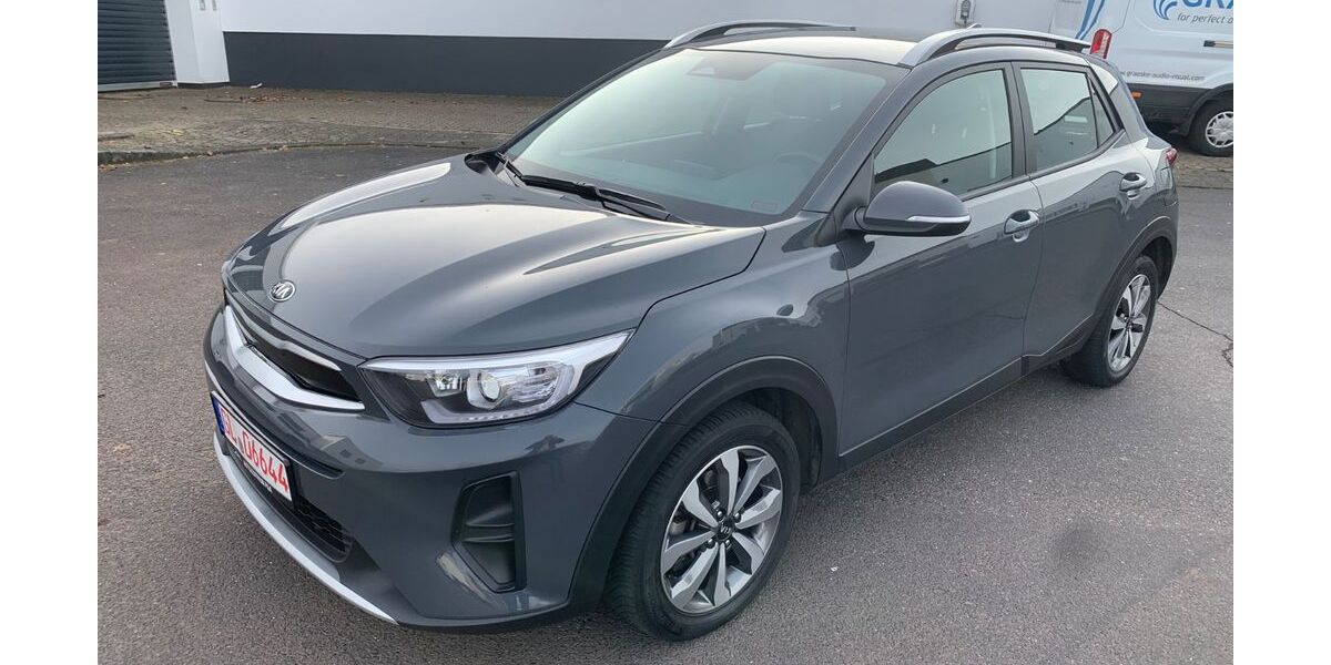 Kia Stonic 72.500 km 13.999 &euro; Bergisch Gladbach 51465