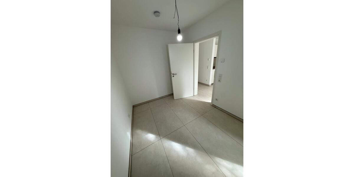 Erdgeschoßwohnung Köln Ehrenfeld - 3 Zimmer, 43 m&sup2;, 1.300&euro; | Angebot:27603854