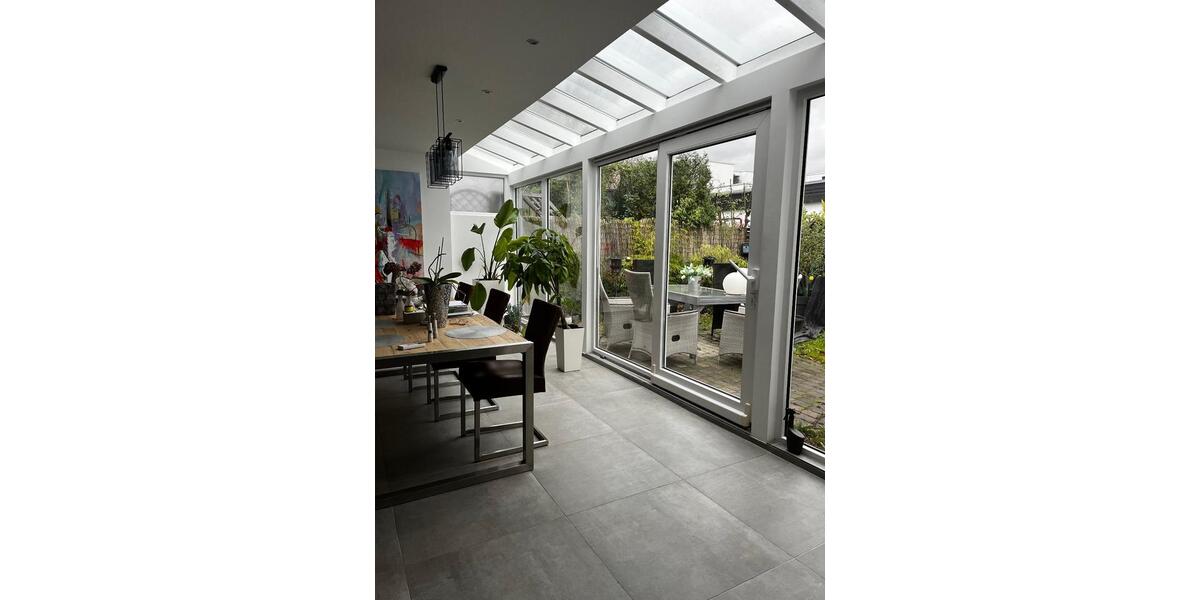 Einfamilienhaus mit Gartenhaus und Garage in Köln-Bocklemünd 4 zimmer