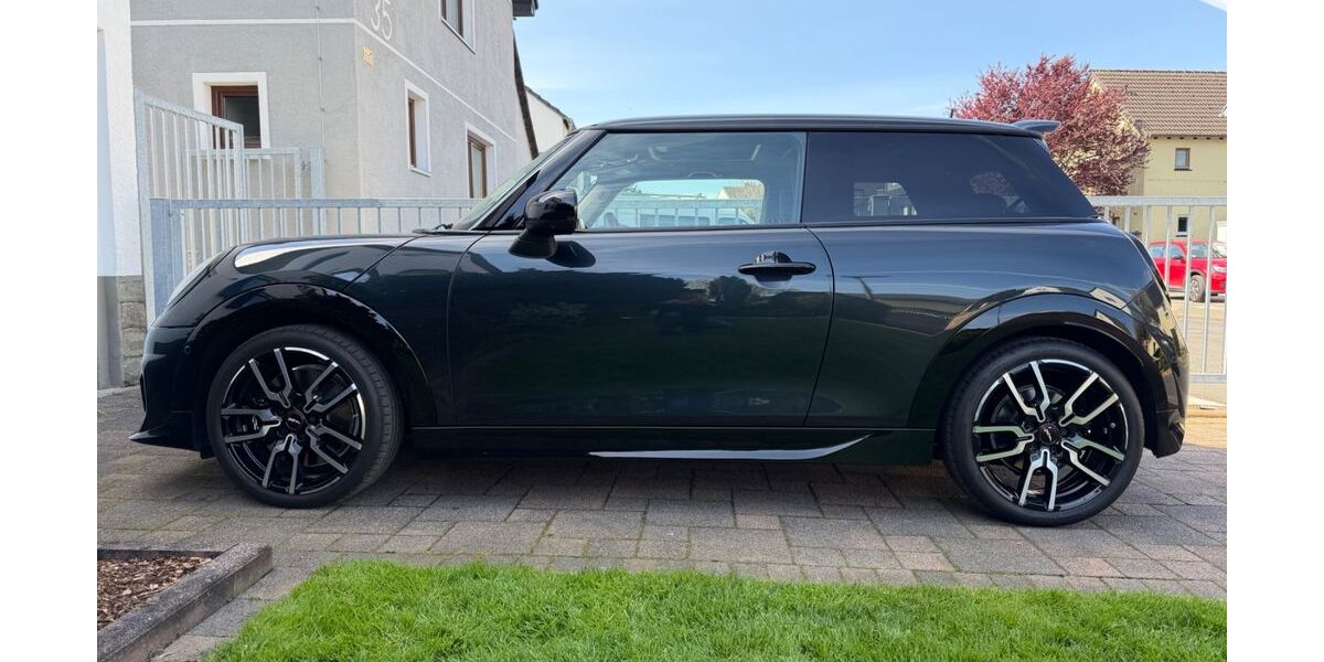 Mini Cooper S 9.736 km 30.600 &euro; Köln 51109