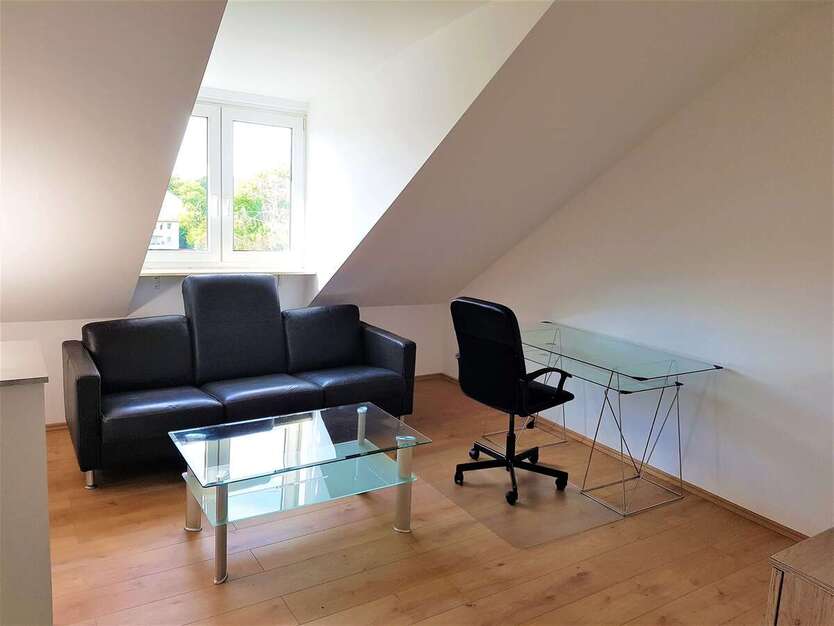 Wohnen auf Zeit in Düsseldorf 810 € 2 zimmer