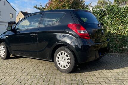 Hyundai i20 154.000 km 3.100 € Langenfeld 40764