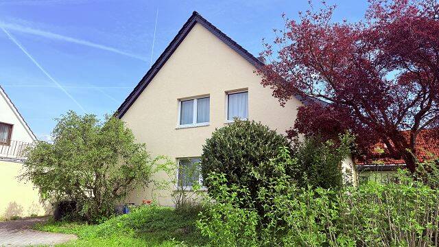 Einfamilienhaus Köln Eil - 6 Zimmer, 140 m&sup2;, 590.000&euro; | Angebot:26292958