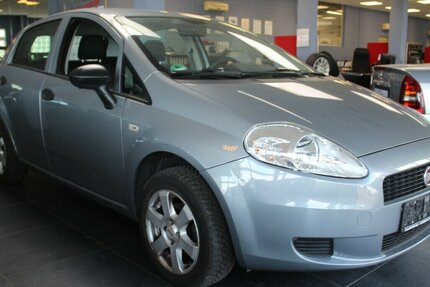Fiat Punto 1.2 - Klima - 33.705 km 6.980 € Euskirchen 53881