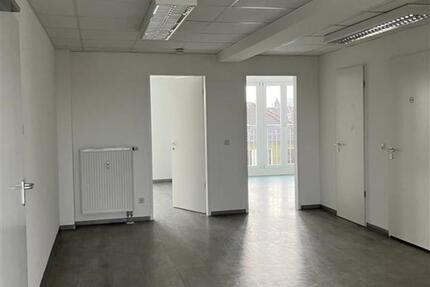 Gewerbeobjekt Köln Chorweiler - 1.950&euro; | Angebot:23690713