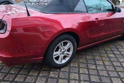 Ford Mustang 120.000 km 9.950 &euro; Sankt Augustin 53757