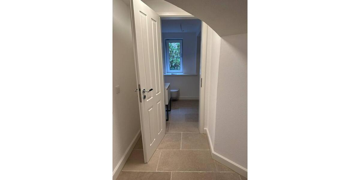 Erdgeschoßwohnung Solingen Ohligs - 4 Zimmer, 168 m&sup2;, 2.350&euro; | Angebot:25918620