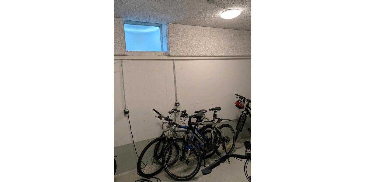 Königswinter Romlinghoven top ETW neuwertig, Garage+Küche+Balkon 1 zimmer