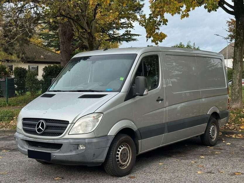 Mercedes-Benz Sprinter 217.000 km 8.990 € Neuss 41462