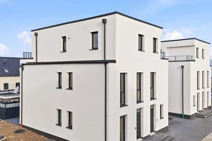 Haus Elsdorf - 9 Zimmer, 202 m&sup2;, 699.000&euro; | Angebot:25096010