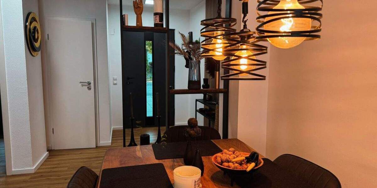 Einfamilienhaus Bonn Tannenbusch - 6 Zimmer, 126 m&sup2;, 548.000&euro; | Angebot:23833587