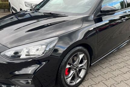 Ford Focus 99.132 km 17.897 € Wipperfürth 51688