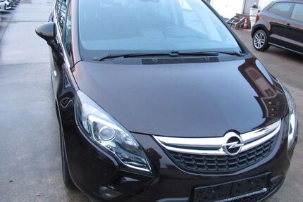 Opel Zafira 116.000 km 9.500 &euro; Leverkusen 51371