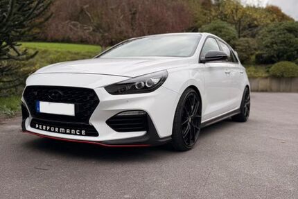 Hyundai i30 42.000 km 22.999 &euro; Solingen 42697