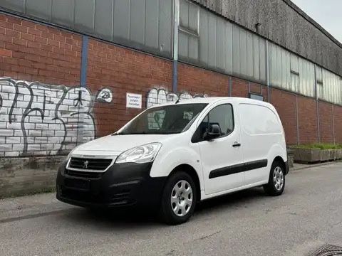 Peugeot Partner 152.503 km 7.000 € Düsseldorf 40233