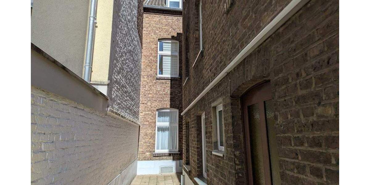 Mehrfamilienhaus, Wohnhaus Köln Lindenthal - 8 Zimmer, 211 m&sup2;, 1.350.000&euro; | Angebot:24711821