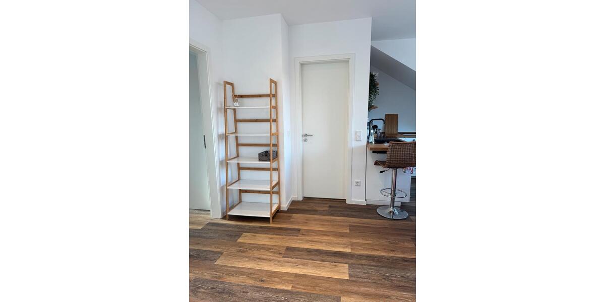 Dachgeschoßwohnung Köln Mülheim - 2 Zimmer, 50 m&sup2;, 1.030&euro; | Angebot:26349039